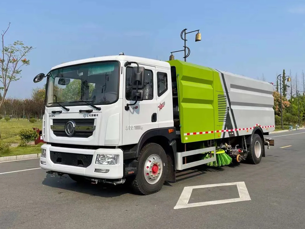 东风D9洗扫车