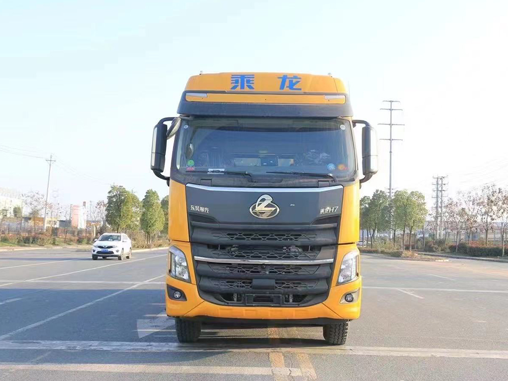 柳汽乘龙33方清洗吸污车